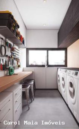 Imagem Apartamento com 3 Quartos à Venda, 31 m² em Funcionários - Belo Horizonte Imagem Apartamento com 3 Quartos à Venda, 31 m² em Funcionários - Belo Horizonte