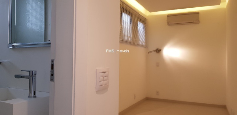 Imagem Imóvel com 3 Quartos para Alugar, 223 m² em Brooklin - São Paulo Imagem Imóvel com 3 Quartos para Alugar, 223 m² em Brooklin - São Paulo