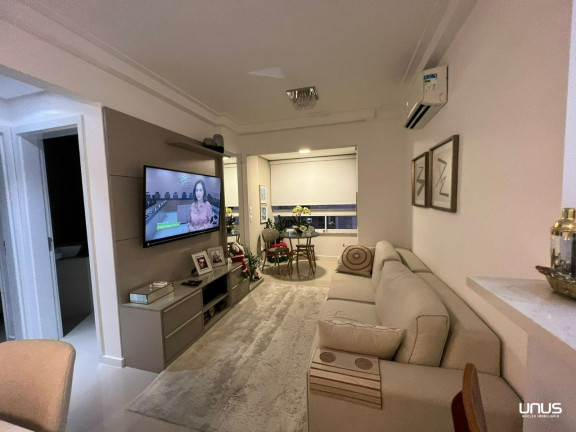 Apartamento com 2 Quartos à Venda, 69 m² em Abraão - Florianópolis