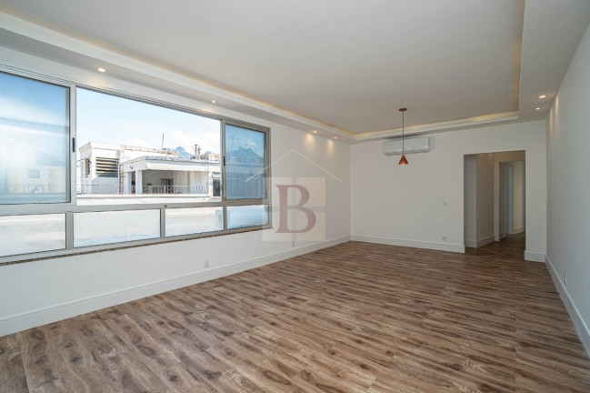 Imagem Imóvel com 4 Quartos à Venda, 130 m² em Tijuca - Rio De Janeiro