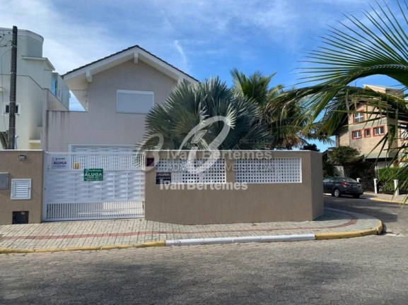 Casa com 4 Quartos para Temporada,  em Canto Grande - Bombinhas