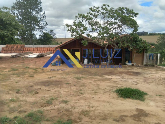 Chácara com 4 Quartos à Venda, 192 m² em Sarapui - Alambari