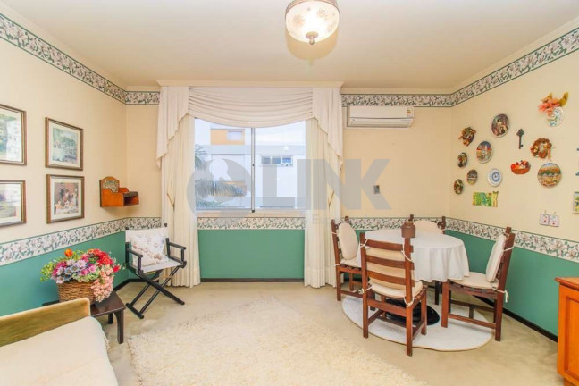 Imagem Apartamento com 2 Quartos à Venda, 75 m² em Mont Serrat - Porto Alegre