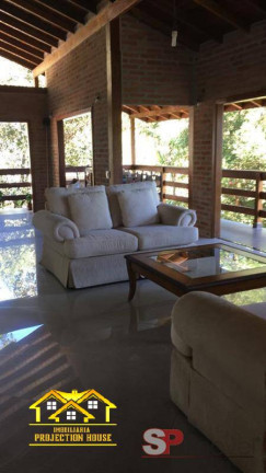 Imagem Casa com 4 Quartos à Venda, em Roseira - Mairiporã Imagem Casa com 4 Quartos à Venda, em Roseira - Mairiporã