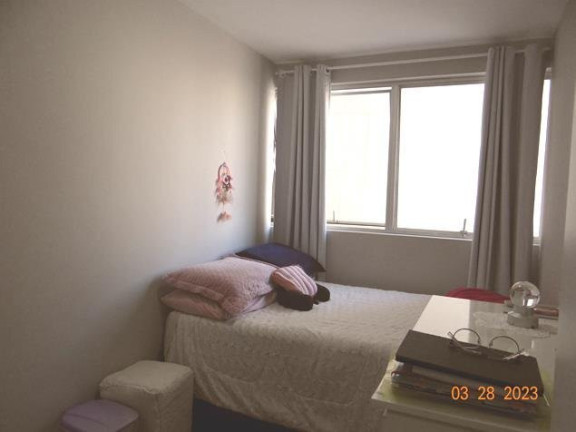 Imagem Imóvel com 2 Quartos à Venda, em Centro - Curitiba Imagem Imóvel com 2 Quartos à Venda, em Centro - Curitiba