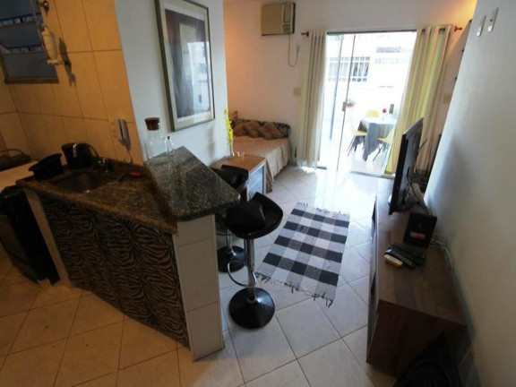 Imagem Apartamento com 1 Quarto para Temporada, 45 m² em Copacabana - Rio De Janeiro