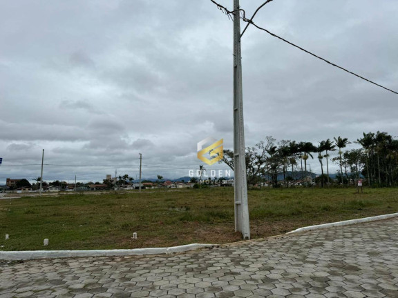 Terreno à Venda, 360 m² em Praça - Tijucas