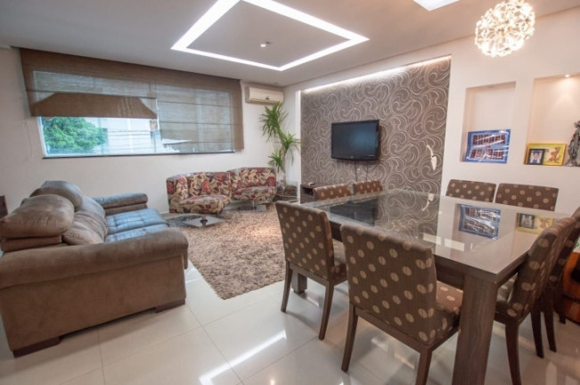 Imagem Casa com 4 Quartos à Venda, 150 m² em Campo Grande - Santos Imagem Casa com 4 Quartos à Venda, 150 m² em Campo Grande - Santos