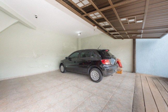 Imagem Casa com 4 Quartos à Venda, 234 m² em Santa Felicidade - Curitiba