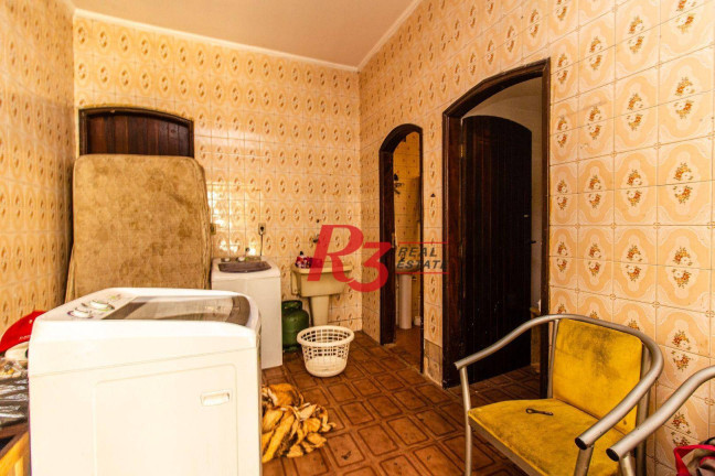 Imagem Casa com 3 Quartos à Venda, 250 m² em Campo Grande - Santos
