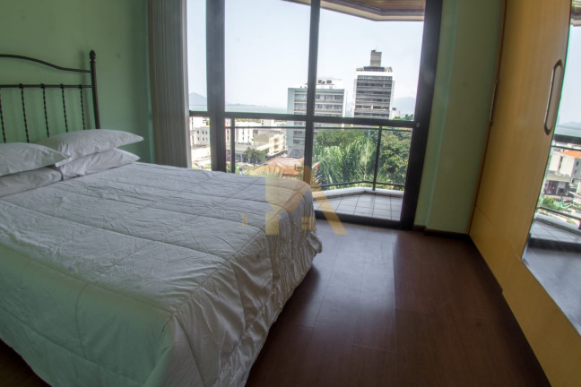 Imagem Apartamento com 2 Quartos à Venda, em Centro - Florianópolis Imagem Apartamento com 2 Quartos à Venda, em Centro - Florianópolis
