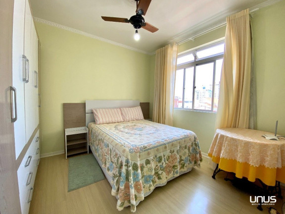 Imagem Casa com 3 Quartos à Venda, em Estreito - Florianópolis Imagem Casa com 3 Quartos à Venda, em Estreito - Florianópolis