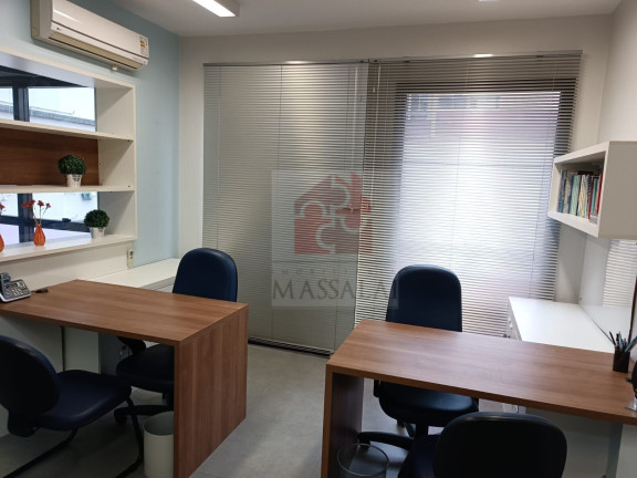 Sala Comercial à Venda, 35 m² em Menino Deus - Porto Alegre