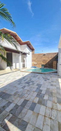 Casa com 3 Quartos à Venda, 172 m²