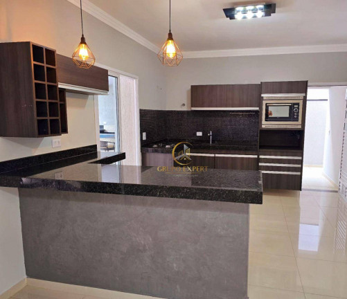 Imagem Sobrado com 5 Quartos à Venda, 250 m² em Vila Branca - Jacareí Imagem Sobrado com 5 Quartos à Venda, 250 m² em Vila Branca - Jacareí