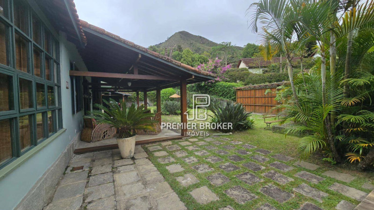 Imagem Casa com 4 Quartos à Venda, 226 m² em Bom Retiro - Teresópolis Imagem Casa com 4 Quartos à Venda, 226 m² em Bom Retiro - Teresópolis