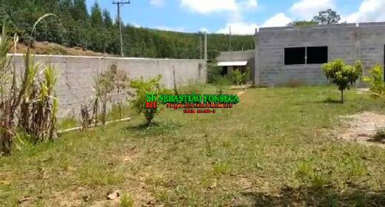 Imagem Chácara com 2 Quartos à Venda, 2.000 m² em Centro - Caçapava