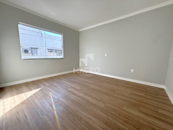 Imagem Casa com 3 Quartos à Venda, 168 m² em Czerniewicz - Jaraguá Do Sul