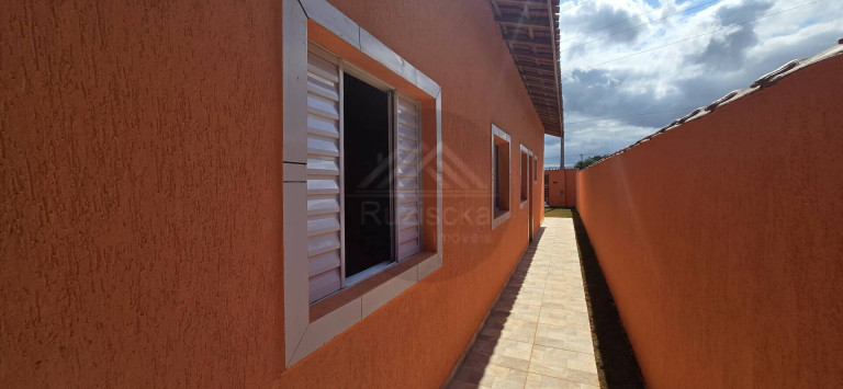 Imagem Casa com 2 Quartos à Venda, 180 m² em Jd Lindomar - Itanhaém Imagem Casa com 2 Quartos à Venda, 180 m² em Jd Lindomar - Itanhaém
