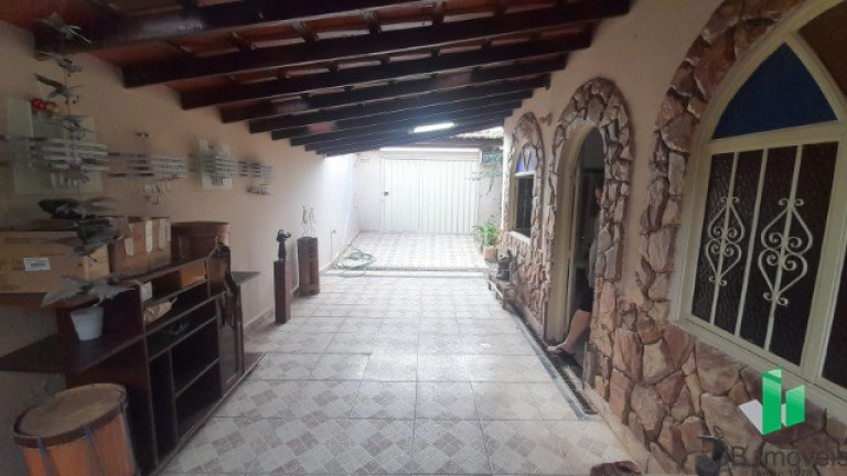 Imagem Casa com 4 Quartos à Venda, 66 m² em Morada Do Parque - Montes Claros