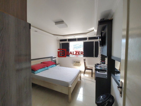 Imagem Apartamento com 2 Quartos à Venda, 66 m² em Centro - Florianópolis Imagem Apartamento com 2 Quartos à Venda, 66 m² em Centro - Florianópolis