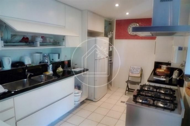 Imagem Casa com 4 Quartos à Venda, 808 m² em Itanhangá - Rio De Janeiro