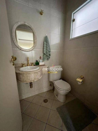 Imagem Sobrado com 4 Quartos à Venda, 208 m² em Vila Scarpelli - Santo André