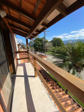 Imagem Casa com 3 Quartos à Venda, 351 m² em Pontal De Santa Marina - Caraguatatuba Imagem Casa com 3 Quartos à Venda, 351 m² em Pontal De Santa Marina - Caraguatatuba