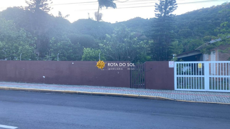 Imagem Terreno à Venda, 658 m² em Bombas - Bombinhas