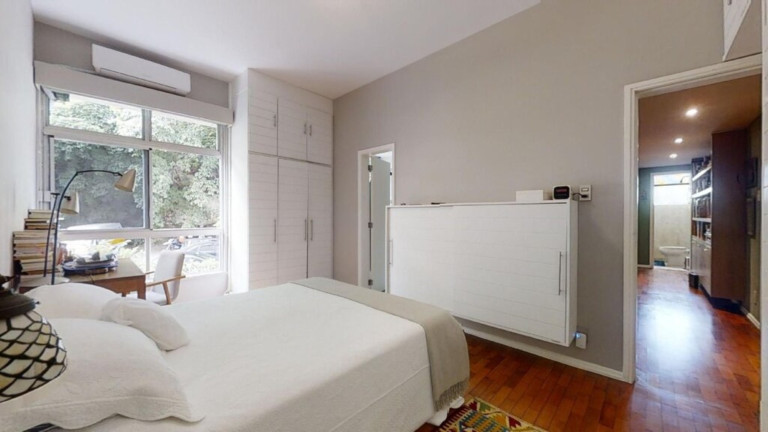 Imagem Imóvel com 3 Quartos à Venda, 119 m² em Lagoa - Rio De Janeiro Imagem Imóvel com 3 Quartos à Venda, 119 m² em Lagoa - Rio De Janeiro