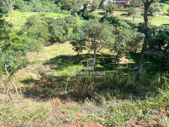 Imagem Casa com 1 Quarto à Venda, 70 m² em Pessegueiros - Teresópolis Imagem Casa com 1 Quarto à Venda, 70 m² em Pessegueiros - Teresópolis