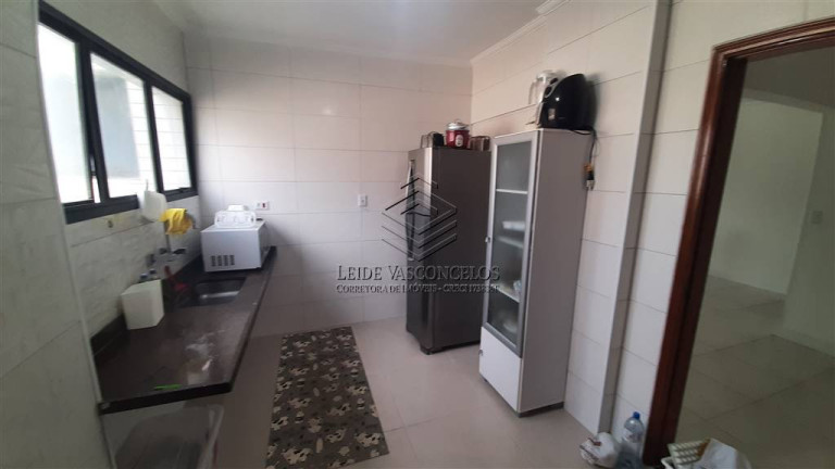Imagem Apartamento com 4 Quartos à Venda, 232 m² em Vila Tupi - Praia Grande