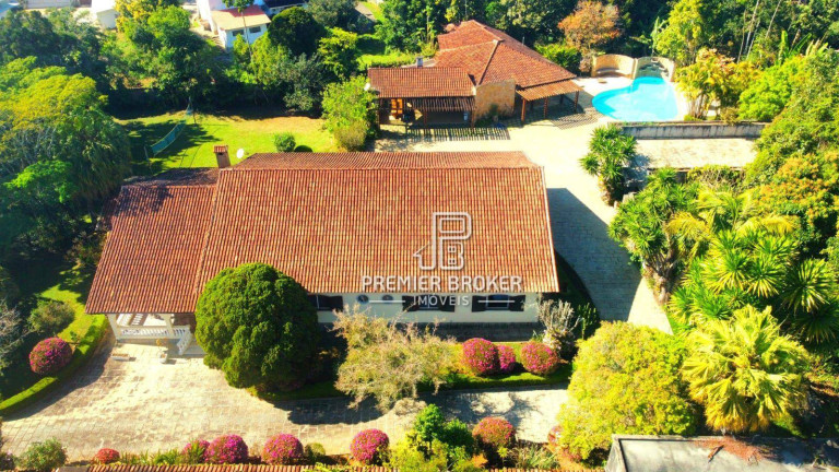 Casa com 4 Quartos à Venda, 503 m² em Parque São Luiz - Teresópolis