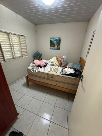 Imagem Imóvel com 2 Quartos à Venda, 5.000 m² em Centro - Vargem Imagem Imóvel com 2 Quartos à Venda, 5.000 m² em Centro - Vargem