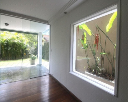 Imagem Casa com 4 Quartos à Venda, 260 m² em Jardim Morumbi - São Paulo Imagem Casa com 4 Quartos à Venda, 260 m² em Jardim Morumbi - São Paulo