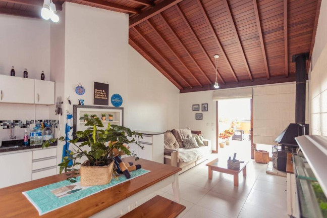 Imagem Imóvel com 3 Quartos à Venda, 272 m² em Jardim Lindóia - Porto Alegre Imagem Imóvel com 3 Quartos à Venda, 272 m² em Jardim Lindóia - Porto Alegre