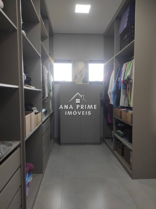 Imagem Sobrado com 3 Quartos à Venda, 249 m² em Caçapava