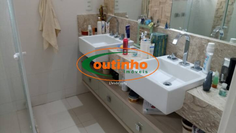 Imagem Apartamento com 4 Quartos à Venda, 172 m² em Tijuca - Rio De Janeiro Imagem Apartamento com 4 Quartos à Venda, 172 m² em Tijuca - Rio De Janeiro