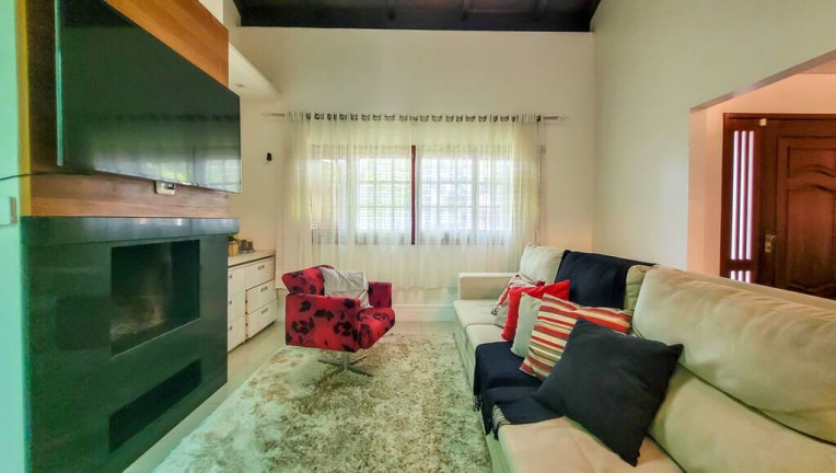 Imagem Casa com 4 Quartos à Venda, 267 m² em Jardim Itu - Porto Alegre