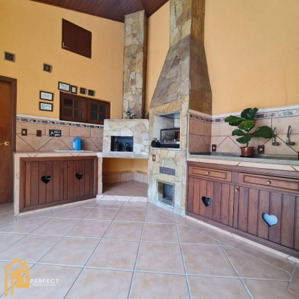 Imagem Casa com 5 Quartos à Venda, 300 m² em Independência - Taubaté