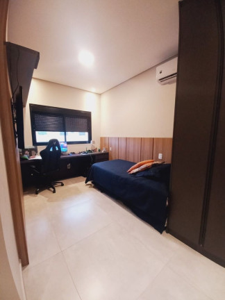 Imagem Casa com 3 Quartos à Venda, 245 m² em Vila Do Golf - Ribeirão Preto Imagem Casa com 3 Quartos à Venda, 245 m² em Vila Do Golf - Ribeirão Preto