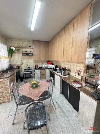 Imagem Casa com 3 Quartos à Venda, 224 m² em Jardim Pacaembu - Jundiaí