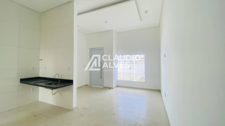 Imagem Casa com 3 Quartos à Venda, 85 m² em Parque Ipê - Feira De Santana