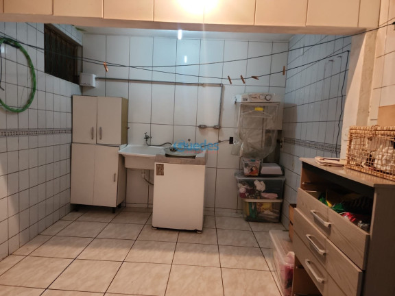 Imagem Casa com 6 Quartos à Venda, 210 m² em Estância Embuarama - Embu Das Artes