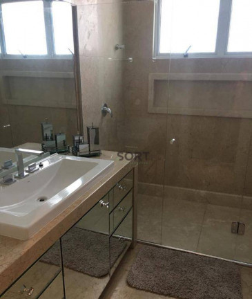 Imagem Apartamento com 3 Quartos à Venda, 375 m² em Centro - Balneário Camboriú