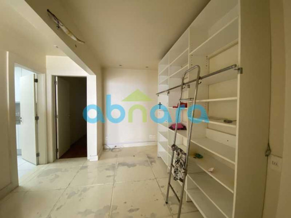 Imagem Apartamento com 4 Quartos à Venda, 225 m² em Copacabana - Rio De Janeiro Imagem Apartamento com 4 Quartos à Venda, 225 m² em Copacabana - Rio De Janeiro
