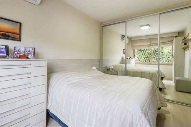 Imagem Apartamento com 3 Quartos à Venda, 88 m² em Jardim Botânico - Porto Alegre