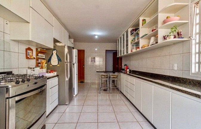 Imagem Casa com 5 Quartos à Venda, 830 m² em Setor Habitacional Arniqueira (águas Claras) - Brasília Imagem Casa com 5 Quartos à Venda, 830 m² em Setor Habitacional Arniqueira (águas Claras) - Brasília