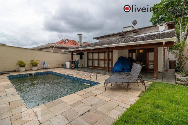 Imagem Casa com 4 Quartos à Venda, 360 m² em Alphaville - Santana De Parnaíba Imagem Casa com 4 Quartos à Venda, 360 m² em Alphaville - Santana De Parnaíba