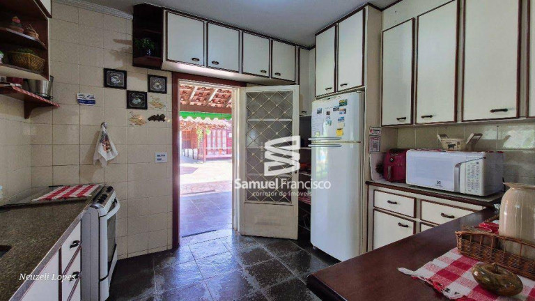 Imagem Casa com 3 Quartos à Venda, 298 m² em Colinas Do Piracicaba (ártemis) - Piracicaba Imagem Casa com 3 Quartos à Venda, 298 m² em Colinas Do Piracicaba (ártemis) - Piracicaba